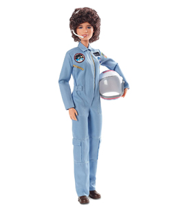 comprar Barbie Collector Mujeres que inspiran astronauta Sally Ride